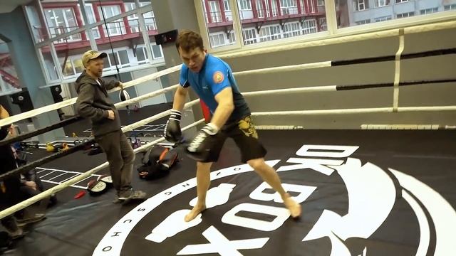 АРТЁМ ТАРАСОВ И НИКИТА СОЛОНИН ГОТОВЯТСЯ К БОЯМ С ЧЕМПИОНОМ МИРА ПО БОКСУ WBС! смотреть онлайн