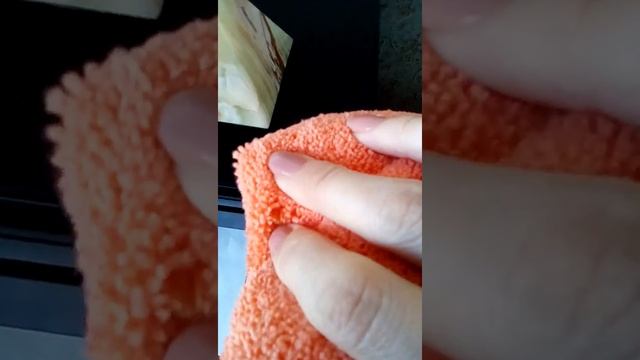 Как быстро убрать пыль и шерсть универсальной салфеткой Гринвей. смотреть онлайн