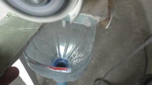 Режем плитку болгаркой без пыли. Простой и эффективный способ.