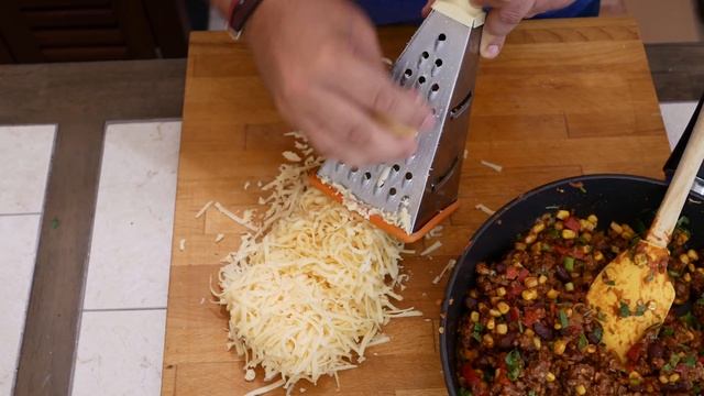ЭНЧИЛАДА С ГОВЯДИНОЙ. Beef Enchiladas