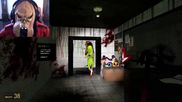 FNAF 3 su GMOD! Dobbiamo scappare, si mette male! Finito in Divani e Bombe. смотреть онлайн
