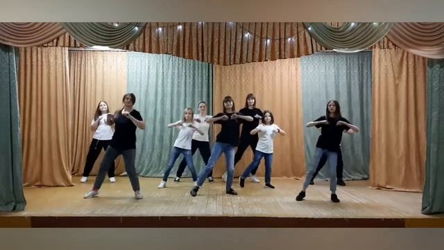 Танец "Моя мамуля самая крутая!" смотреть онлайн