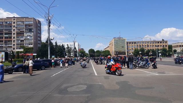 Тарасова Гора - Тараска 2016 проезд через центр Черкассы, часть 3 смотреть онлайн