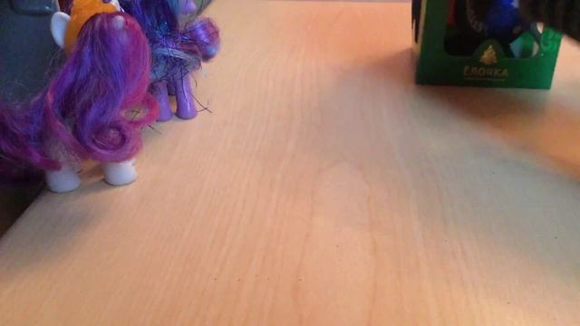 My little pony представляют новый набор елочных игрушек смотреть онлайн