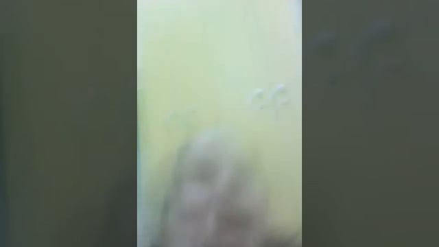 Когда услышал любимую музычку и решил станцевать смотреть онлайн