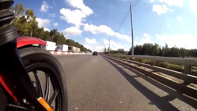 Езда на Харлее (Riding Harley) смотреть онлайн