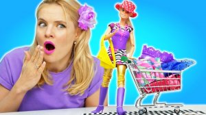 Выбираем одежду для Барби - Игры одевалки для девочек - Школа стилиста для кукол