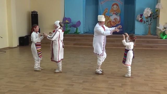 Марийский танец - семья Дружининых смотреть онлайн
