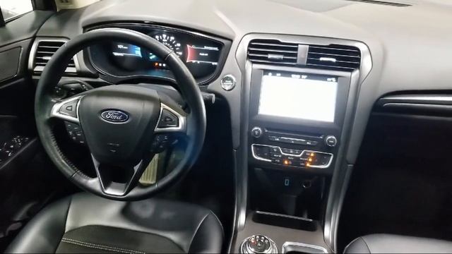 2018 Ford Fusion SE Sedan Youngstown New Castle Kent Warren Boardman смотреть онлайн