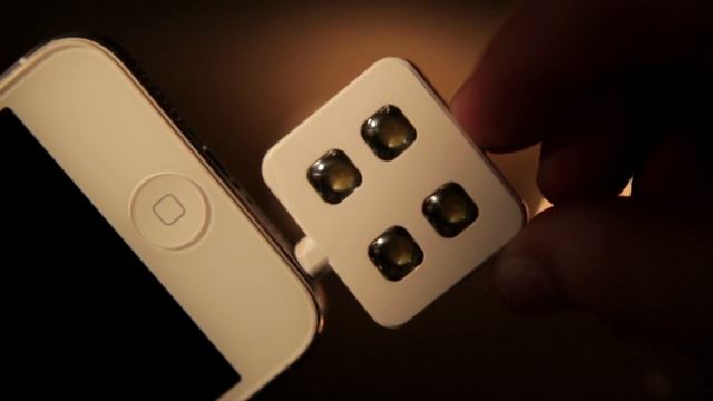 iBlazr LED Flash for iPhone, iPad, iPod touch, Androids and Windows devices. смотреть онлайн
