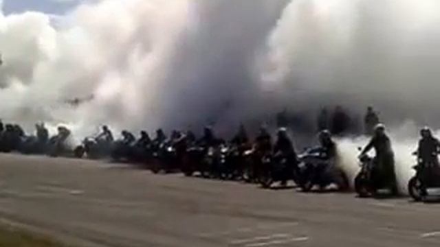 Мото нах атмосферу, жги резину а не жизнь! atmosphere, burn rubber and not life! смотреть онлайн
