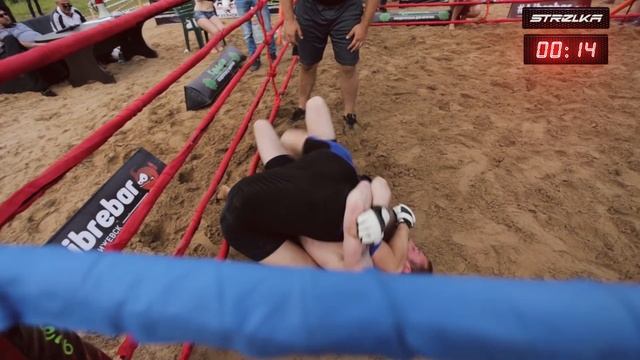 Парень отомстил за жесткий захват в Борьбе !!!! смотреть онлайн
