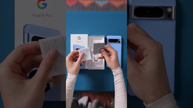 Распаковка Google Pixel 8 и Pixel 8 Pro #Pixel #pixel8 #pixel8pro #Google #распаковка #unboxing смотреть онлайн