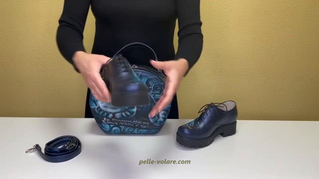 Женская сумка и ботинки "Чешир на веткет" Pelle-Volare смотреть онлайн