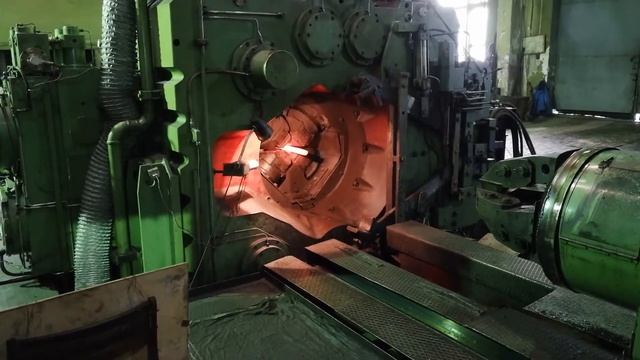 Индукционная нагревательная установка ПЕТРА для радиальной ковочной машины РКМ16 смотреть онлайн