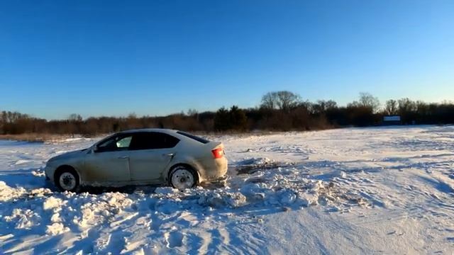 Буксую на Шкоде смотреть онлайн