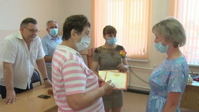 Поздравления медиков с профессиональным праздником смотреть онлайн