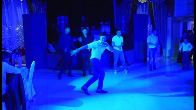 BREAKDANCE-СВОБОДНЫЙ АЛЬЯН ТАРАЗ смотреть онлайн