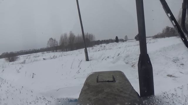 Ремонтирую выхлопную трубу на тракторе МТЗ-82. Опять чищу дорогу от надутого снега. смотреть онлайн