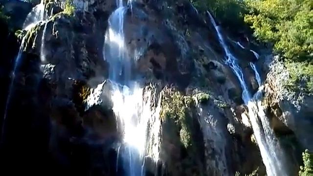 Плитвицкие озера. Хорватия. Водопад Sastavci смотреть онлайн