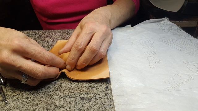 Скульптурное моделирование кожи растительного дубления смотреть онлайн