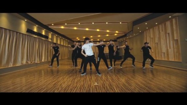 LuHan鹿晗[That Good Good/有点儿意思]Dance Practice Video练习室版MV