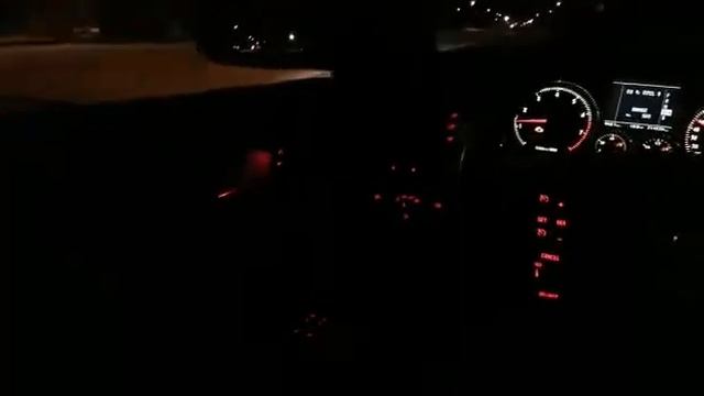 Volkswagen Phaeton - 3.2 V6 R32 interior view in the night / gece ic gorunumu смотреть онлайн