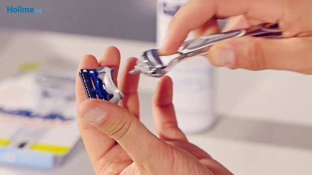 Holime.cz| Představení a recenze strojku Gillette Skinguard Sensitive смотреть онлайн