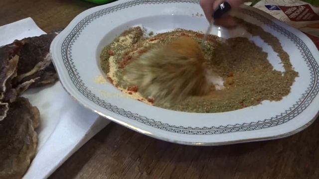 Жена красотка готовит очень вкусную бастурму по собственному рецепту Вяленое мясо домашних условия смотреть онлайн