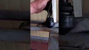 как быстро и легко одеть  кольцо на пыльник шаровой опоры