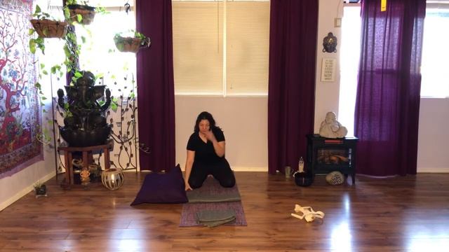 Restorative–Japa Meditation For Peace: Lokah Samastah Sukhino Bhavantu смотреть онлайн