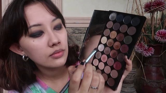 Victoria De Angelis of Måneskin Inspired Makeup look смотреть онлайн