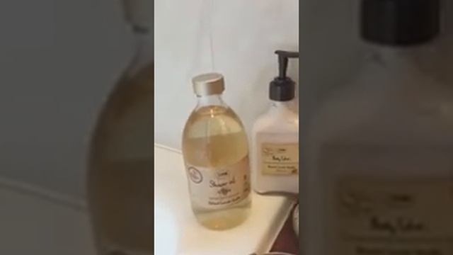 2015 Spring bathroom essentials смотреть онлайн