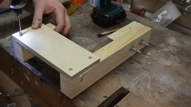 Buildig a vertical Belt Sander Station смотреть онлайн