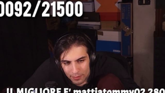 BLUR REAGISCE A MARZA IN PALESTRA смотреть онлайн