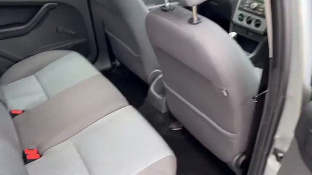 2005 FORD FOCUS 1.6 LX 16V 5d 116 BHP смотреть онлайн
