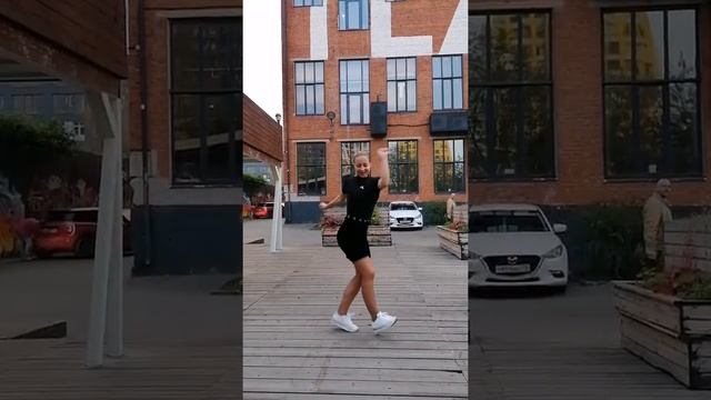 Фристайл. Танцы. Живая съемка. Shuffle dance. Radio record. Freestyle. смотреть онлайн
