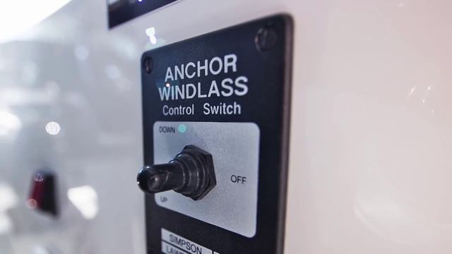 Интерьер, экстерьер катера XO 270 RS Front Cabin OB. Обзор катера смотреть онлайн