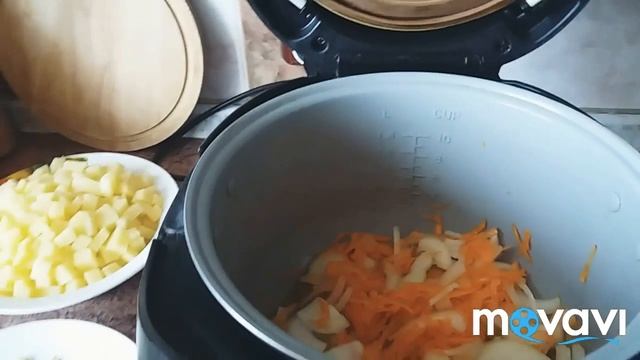 Vlog-готовлю гороховый суп из пакетов в мультиварке,и запекаю курицу в рукаве. смотреть онлайн