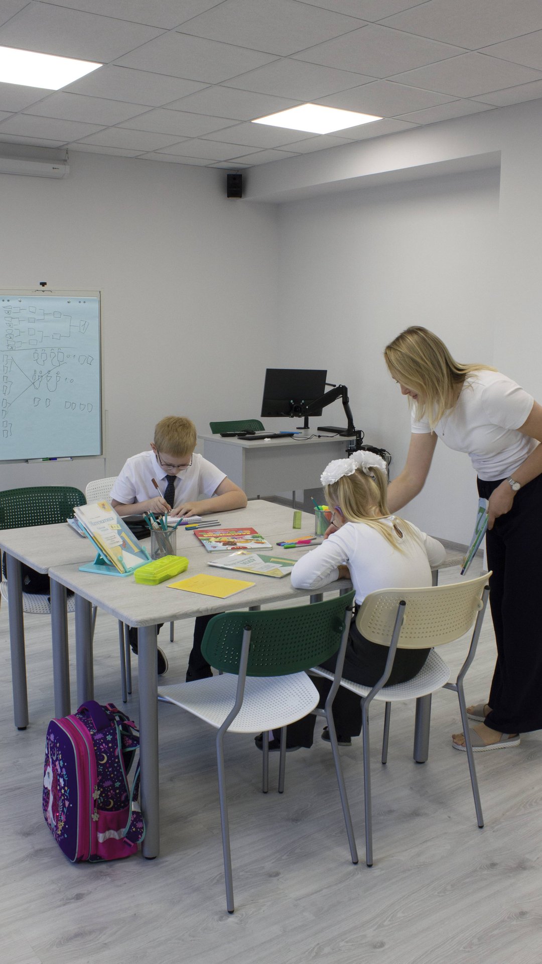 Наша мебель отлично подходит для школы и учебных центров смотреть онлайн