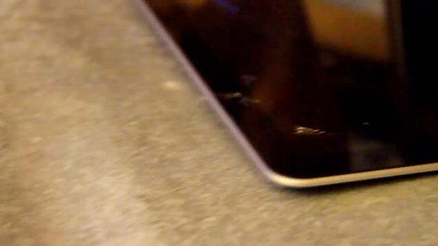 macbook pro 13" mb 991 попытка смены защитного стекла) смотреть онлайн