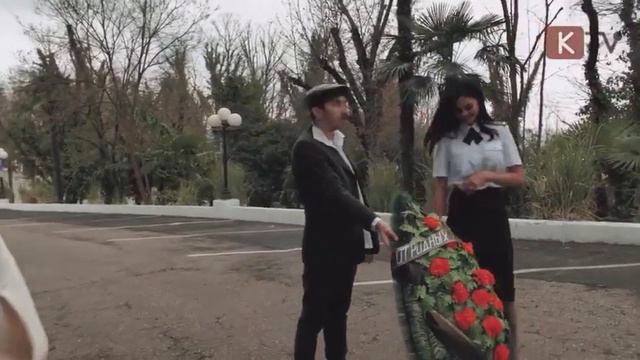 Каха влюбился полицейские девушку смотреть онлайн