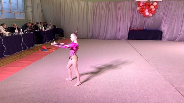 Денисюк Анна Художня гімнастика булави смотреть онлайн