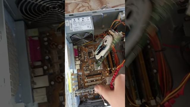 Снимаем видеокарту!! смотреть онлайн