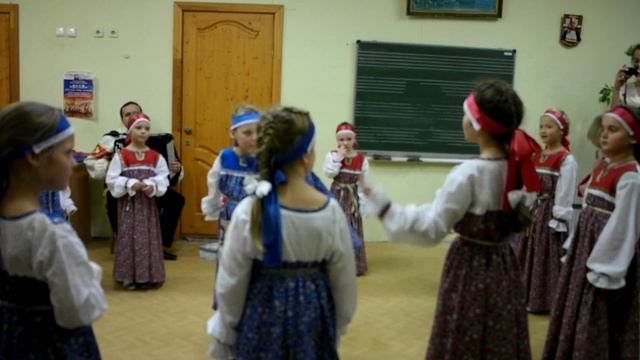 Сценка "Коляда" (Лазоревый цвет, подготовительная группа) смотреть онлайн