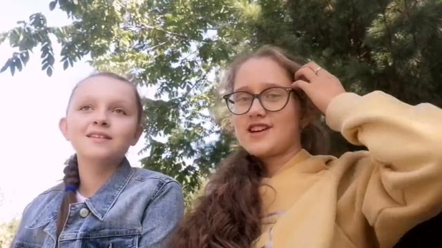 *Как хорошо меня знает моя подруга* или как мы баловались летом... смотреть онлайн