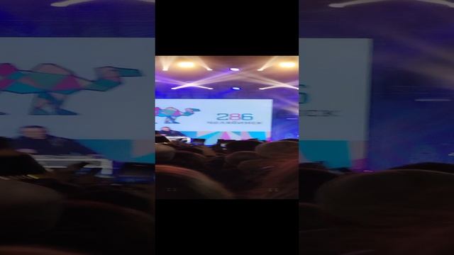 Песня МАКSИМ на день города в Челябинске. смотреть онлайн