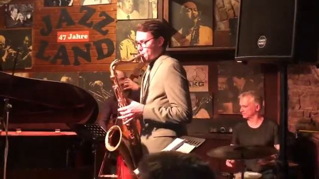 Valery Ponomarev Quintet - My Foolish Heart смотреть онлайн