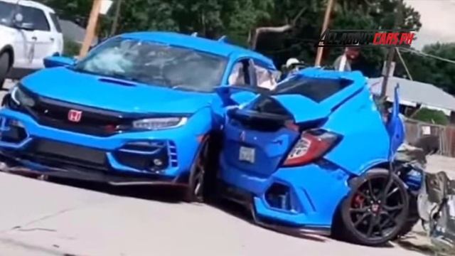 Honda Civic Type R Split In Two After Crash