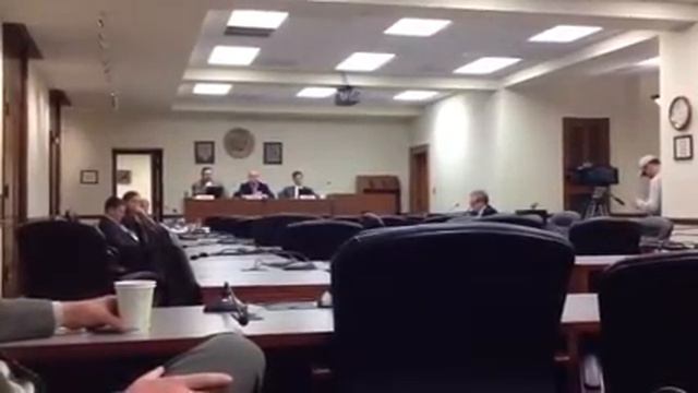 Sen. Irvin speaks on behalf of SB335 смотреть онлайн